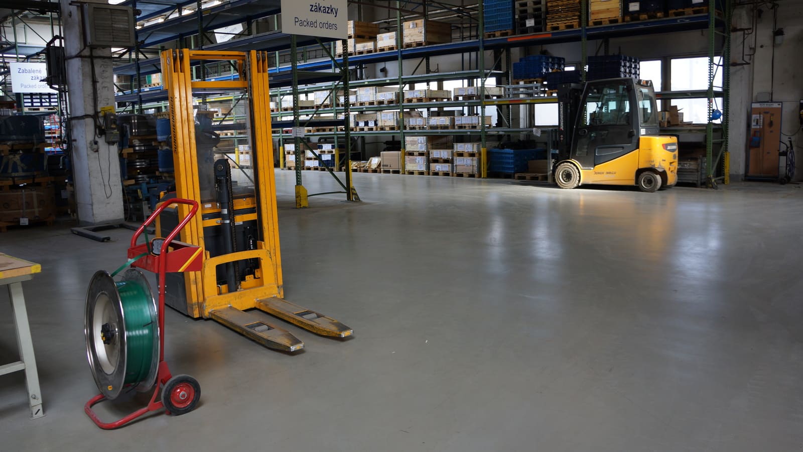 Priemyselné podlahy s extrémnou odolnosťou - densit.sk